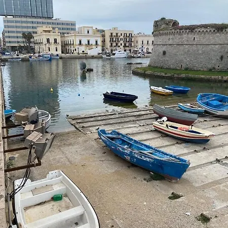Luminoso Fronte Mare A Lejlighed